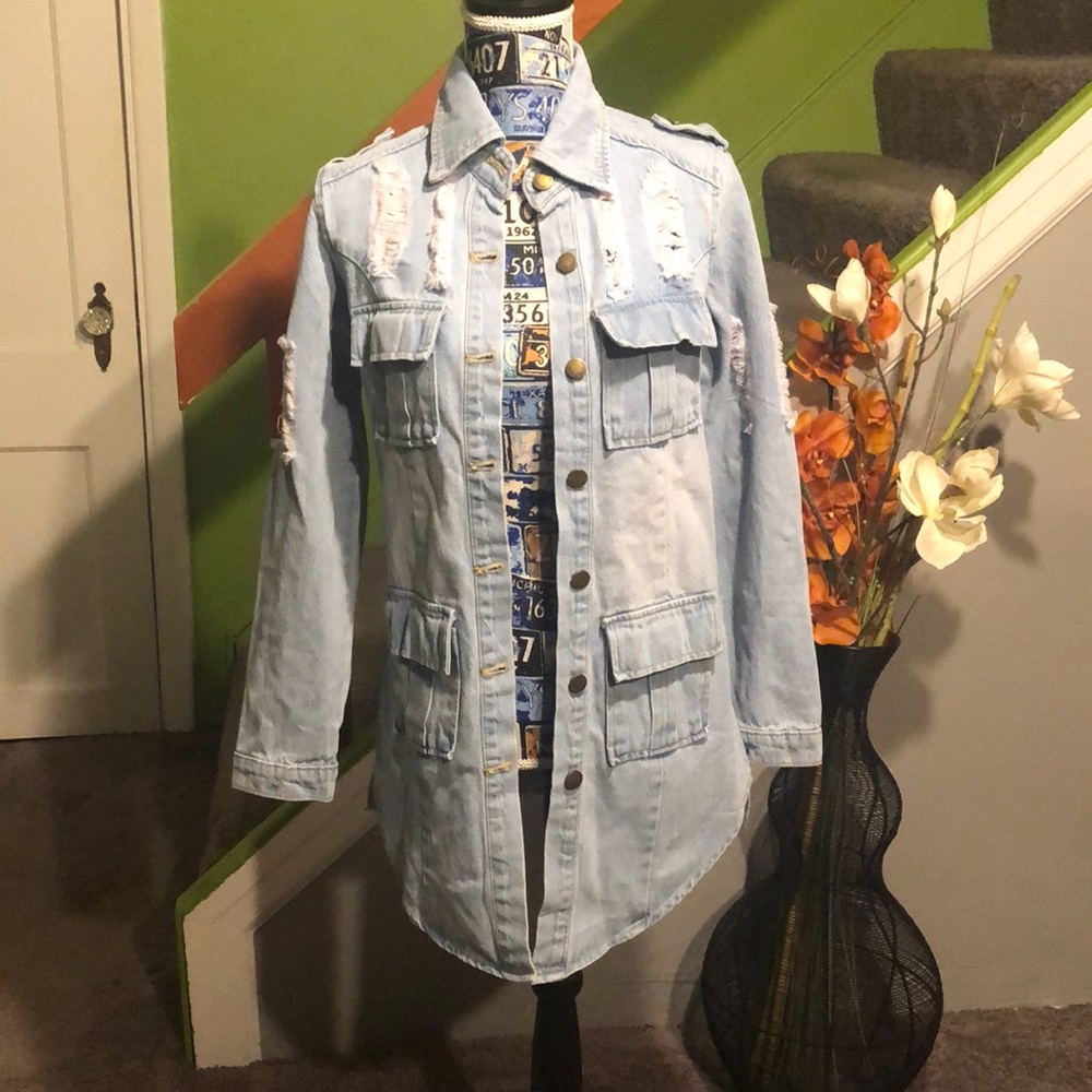 Slim Long Sleeve Denim Outercoat Jacket.